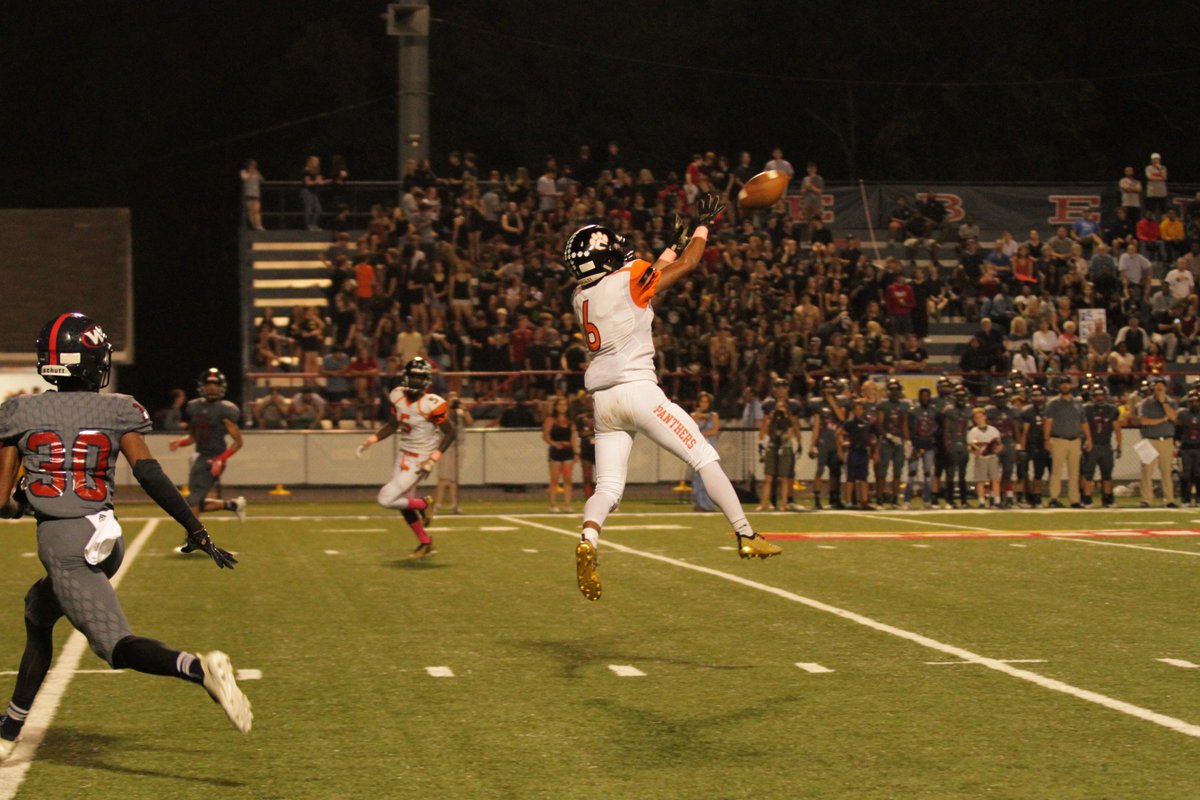 sidelineactions's tweet photo. It wasn't a question if Powell was going to win tonight...it was just by how much. Big plays were spread all around.
Powell-36
West 21
#PantherPride 
@ccole9_ ,@e26evan , @RileyBryant5 , @MichaelCulpepp5 https://t.co/t9g1Sh6rfb