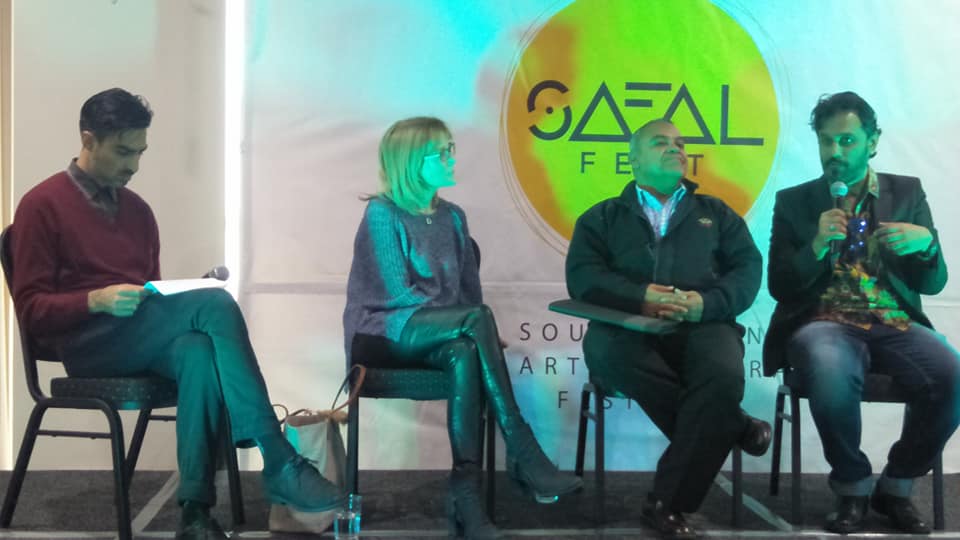safalfest's tweet photo. Food for thought! Insightful discussion on media reporting and contrast between Australia and South Asia. International guest Yogesh Pawar, DNA India with Pawan Luthra of Indian Link and Jane Jeffes ex ABC & BBC. Superbly moderated by Kush Bhadwar, Macquarie University #SAFALFest https://t.co/CWErhSjJrO