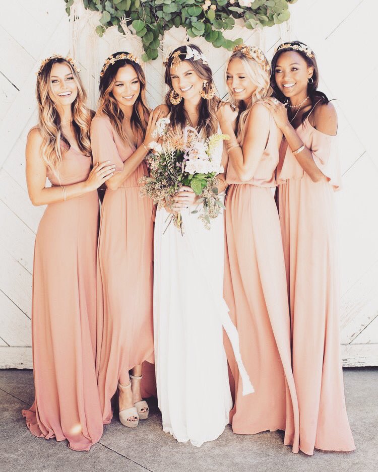 Peach bridesmaid perfection ❤️ #bridesmaids #bridesmaiddresses #bridesmaiddress #peach #peachdress #dresses #besties #bffs #chilhambridal