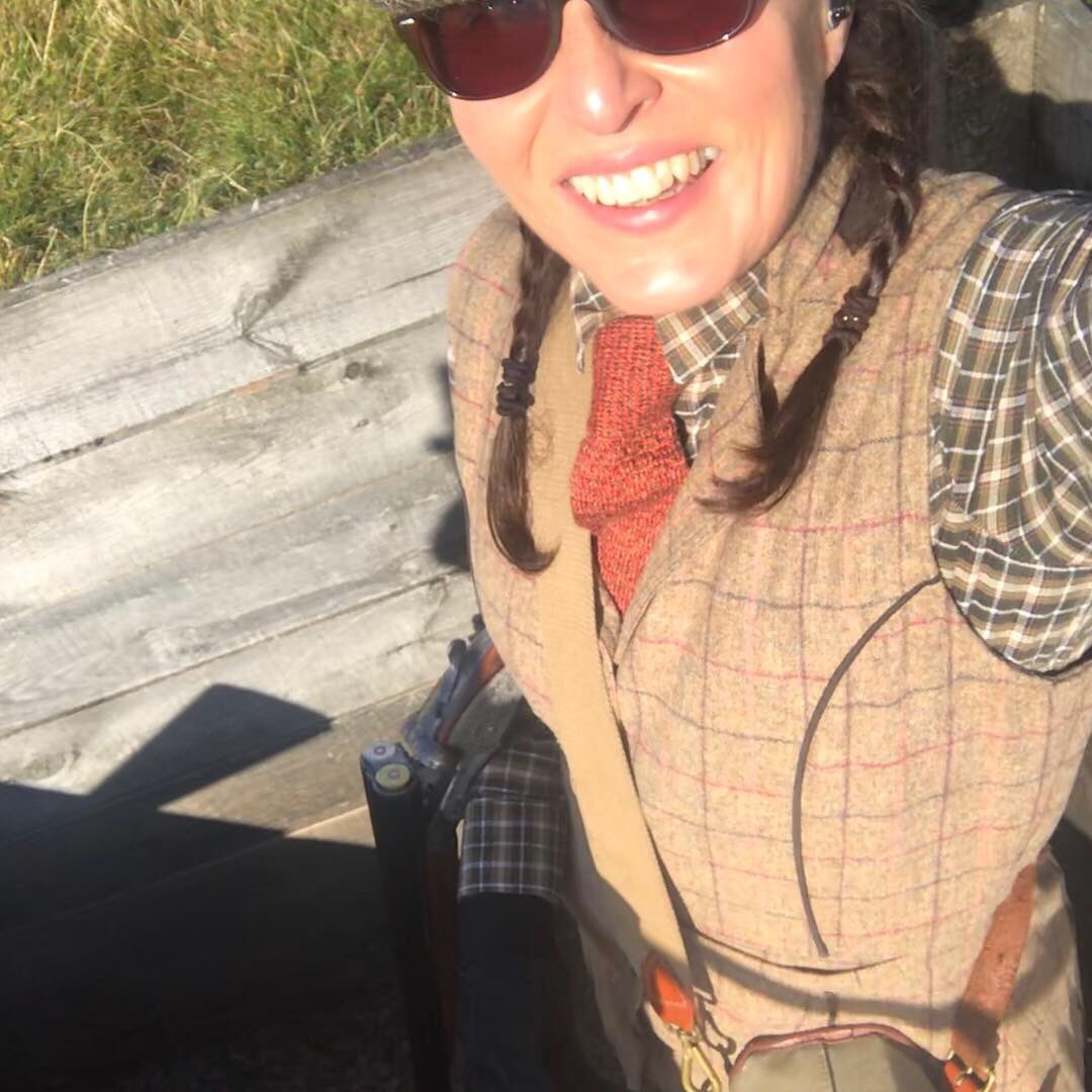 roxburgheshoot's tweet photo. Husband and wife loading team on grouse! A rare sight, but we are also pro coaches, drivers, instructors on game, Clay, Rifle &amp; much more! @roxburgheshoot @The_Roxburghe #doublegun #ladyloader #instructingonpeg @Fortis_Clothing @LindaMellor @HouseofCheviot @HarkilaUK @GamebirdsC https://t.co/nPzByHnTY9