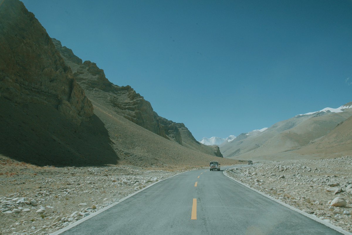 MahindraAdvntr's tweet photo. Deep inside the corridors at 18,192 ft, driving through the picturesque twists &amp; turns, steering past the highs &amp; lows, we finally made it. A majestic conquest to remember forever. First Indian vehicle manufacturer-led expedition to reach Mt. Everest base camp #AdventureToSummit https://t.co/DR46yxwyLF