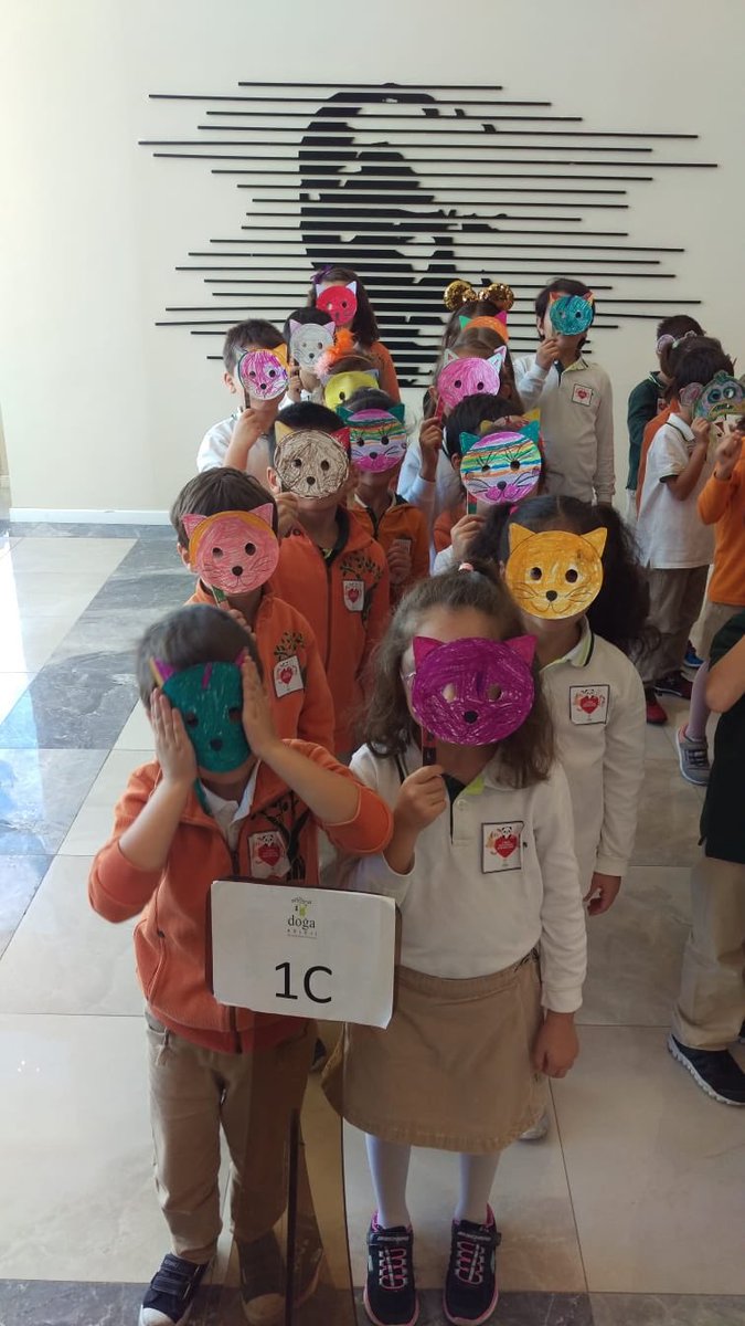 CekmekoyI's tweet photo. Dünya onlarla daha da güzel...🐹🐰🐯🐨🐼🐮🦁🐧#Birkapmutluluk #HayvanlarıKorumaGünü @AliRizaLule @RaufAkan @nazli10er @SanemBH @MerveTopcuoglu @gokcenyalcinn https://t.co/02p673g4rE