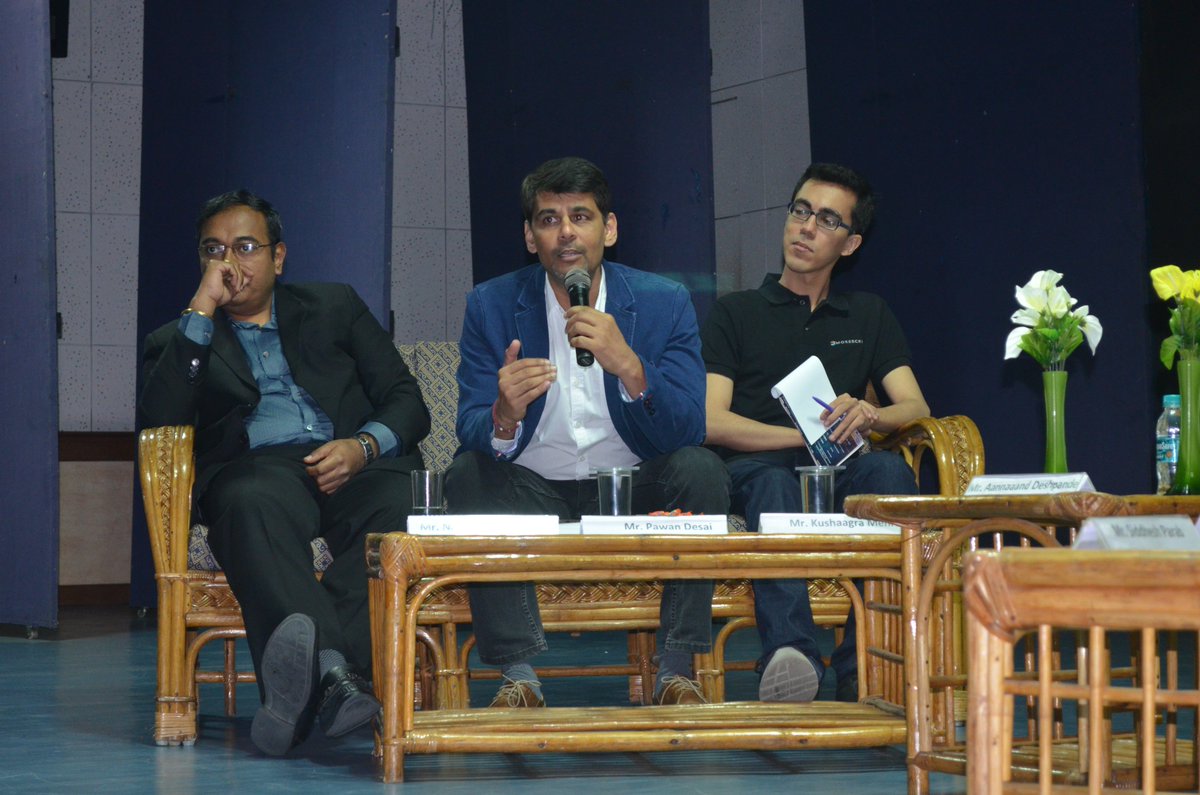 teammatrixSCIT's tweet image. Mr. Pawan Desai spoke about the importance of getting the fundamentals right in order to succeed in Security implementation.
#SCIT #CSAM18