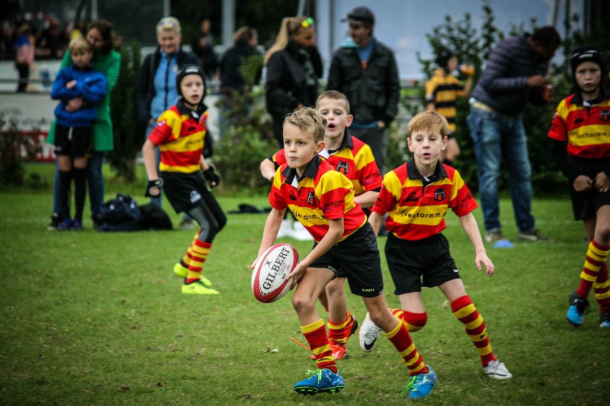 Het is weer een heerlijke dag! Vandaag spelen onze TB in Alkmaar, Mini’s en U18 in Haarlem. Onze U14 en U16 spelen lekker thuis. Komt u ook aanmoedigen? #denhelder