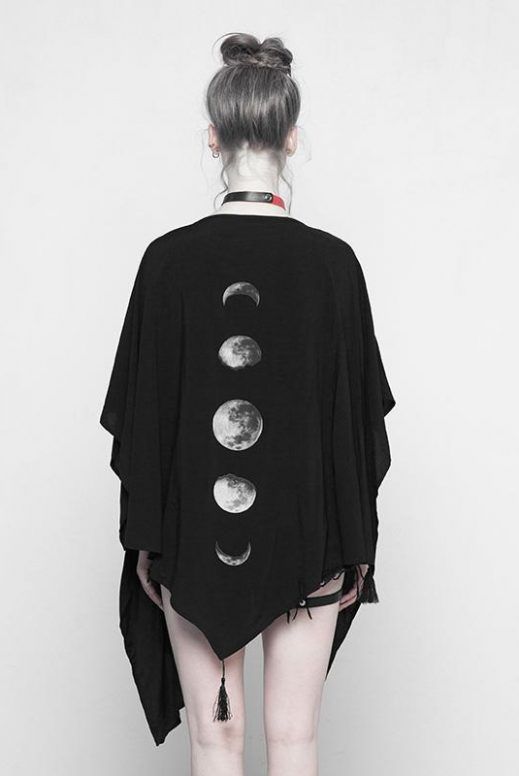 hexlibriscoven's tweet photo. ~ Phases Of Moon Punk Cloak https://t.co/YUF0ChPzDH

 #coven #gothfashion #wicca #nugoth #witchy #darkaesthetic #gothgoth #blackeverything #witches #alternative #occult #witchcraft #dark #streetgoth https://t.co/uEJQmnlYDM
