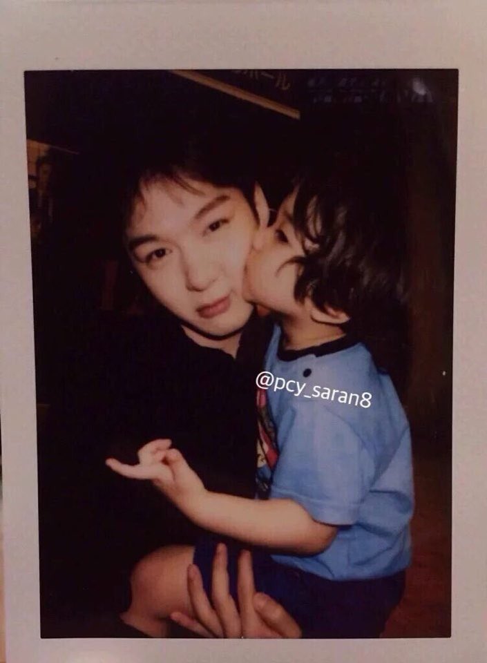 B2BArgusMELODY's tweet photo. Updated version of all the pictures I have of #LeeChangsub with children #BTOB https://t.co/8ELCHBzKeb
