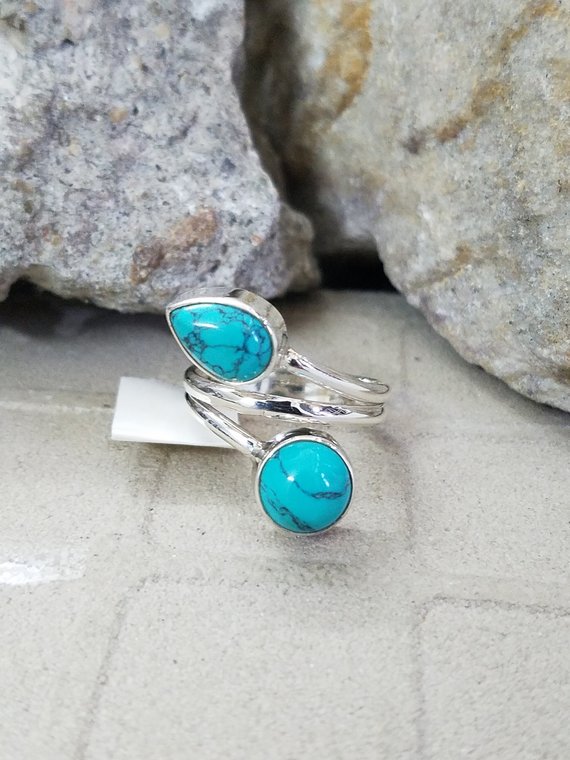 craft_midas's tweet photo. Blue Turquoise Ring With 925 Sterling Silver
Buy
At
Link :- https://t.co/IIrGKJmBNS

#Blueturquoisering #925sterlingsilverring #healingdesignring #delicatering #twistedbandring #wirewrapring #ultimatering #trendingring #doublebandring #gemstonering #silverring #statementring https://t.co/U6EtCyA3VH