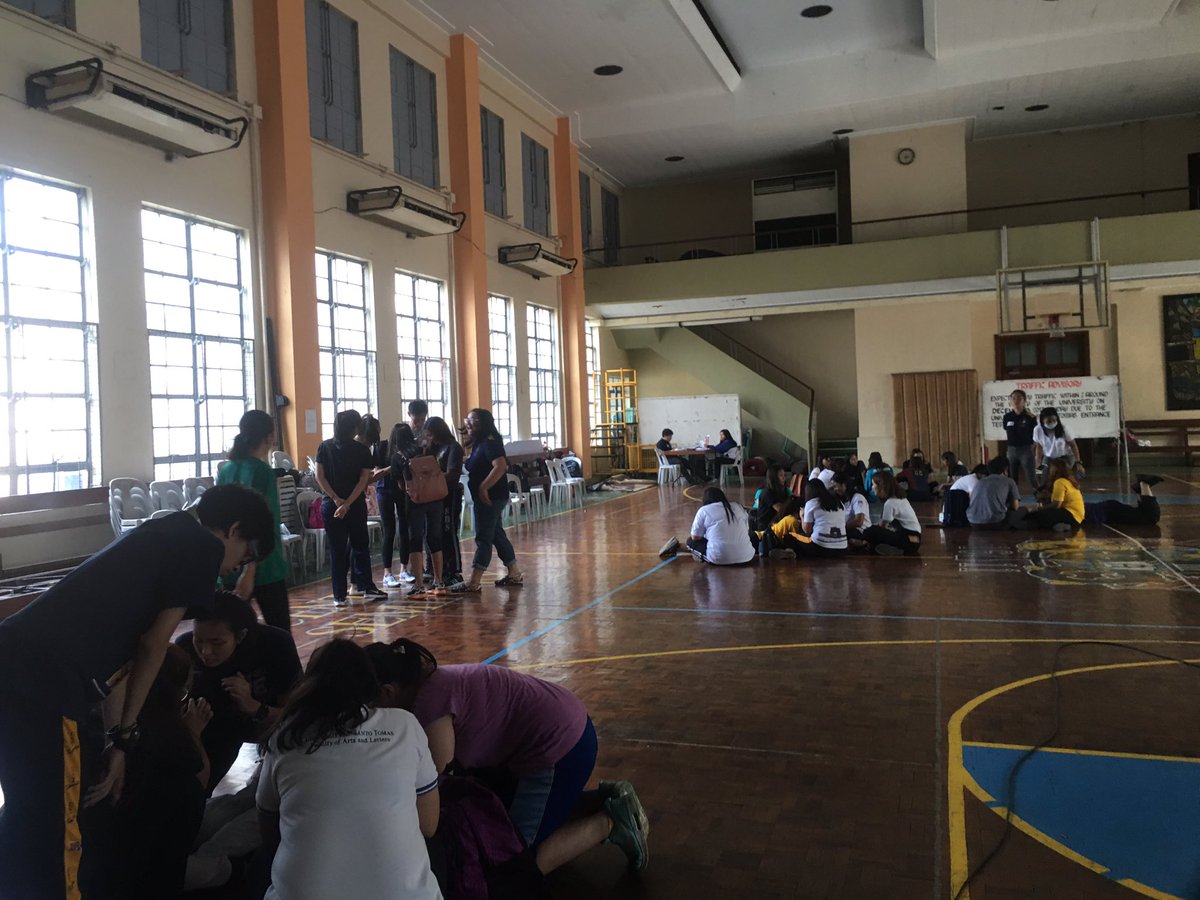 USTELSSOC's tweet photo. For our next energizer, the groups are participating in a Scanvenger Hunt. Good luck finding everything on the list, guys!
#FearlessELS💙🧡
#TeamAlph https://t.co/6Og91GvPbN