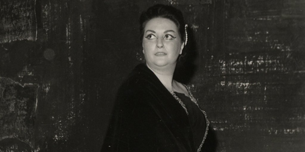 Liceu_cat's tweet photo. El Gran Teatre del Liceu vol expressar el seu condol per la mort de Montserrat Caballé (85), una de les sopranos més importants de la història i peça clau de la memòria del Teatre, on hi va actuar més de 200 vegades. https://t.co/uTs4LBozci