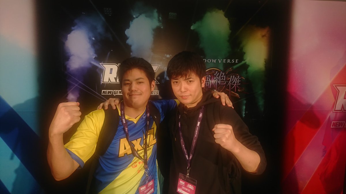 esports_RAGE's tweet photo. 【📢試合情報】

第1部最終戦フィーチャーマッチはAXIZ所属のBO-IN/AXIZ選手 🆚 body選手‼
負ければ終わりのDay2進出をかけた熱い戦い🔥

配信はこちら
AbemaTV▶️https://t.co/UBcgWLeUBI
OPENREC▶️https://t.co/d3viyNK1tc

#RAGEシャドウバース https://t.co/RfrIi1JEFE
