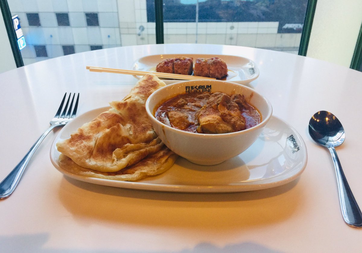 MikeKennedy1906's tweet photo. Alternative comfort food. Lohbak and Roti Chicken (carbs, protein, chilli) at Chinta Ria before heading off to @astor_theatre for 4K digital restored #AFistfulOfDollars. #ItalianFF https://t.co/odu33helf3