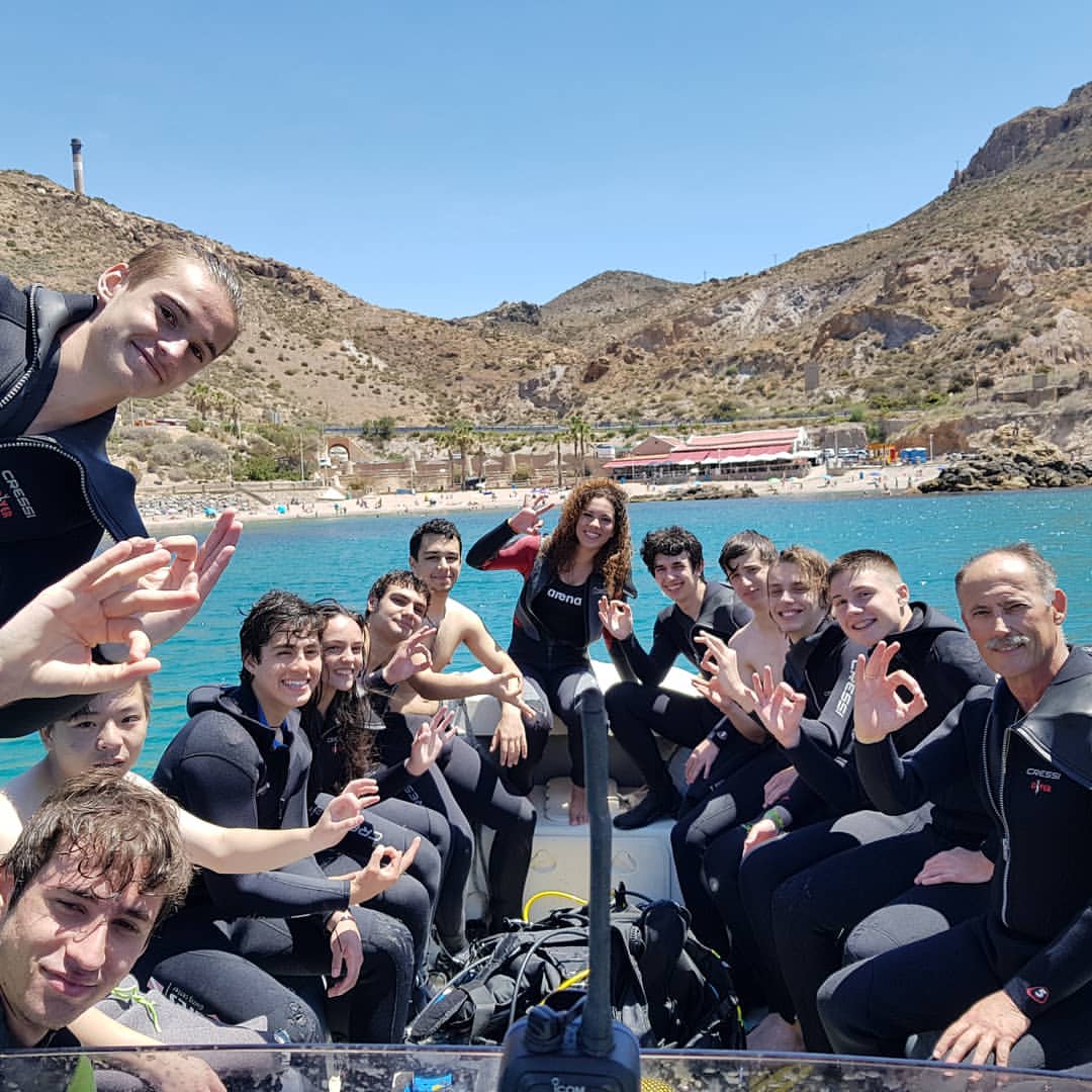 PuraSpain's tweet photo. Bautismo de buceo a colegios.
Try dive.🐙🐠🌊
#bautismodebuceo #trydive #padiopenwaterdiver #Torrevieja #santapola #puraventuraspain #colegios #actividadesalicante #actividadestorrevieja #multiadventure #scubadive https://t.co/dGUSuBO1EW