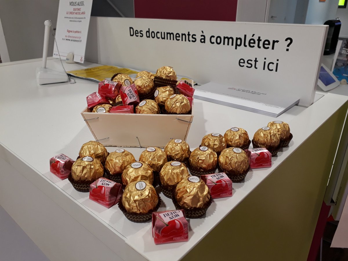 Pour la journée du chocolat,  le CMB d'Evran offre à ses sociétaires une petite friandise !
<a href="/CmbEvran/">CMB EVRAN</a> <a href="/JaimeCMArkea/">.</a>