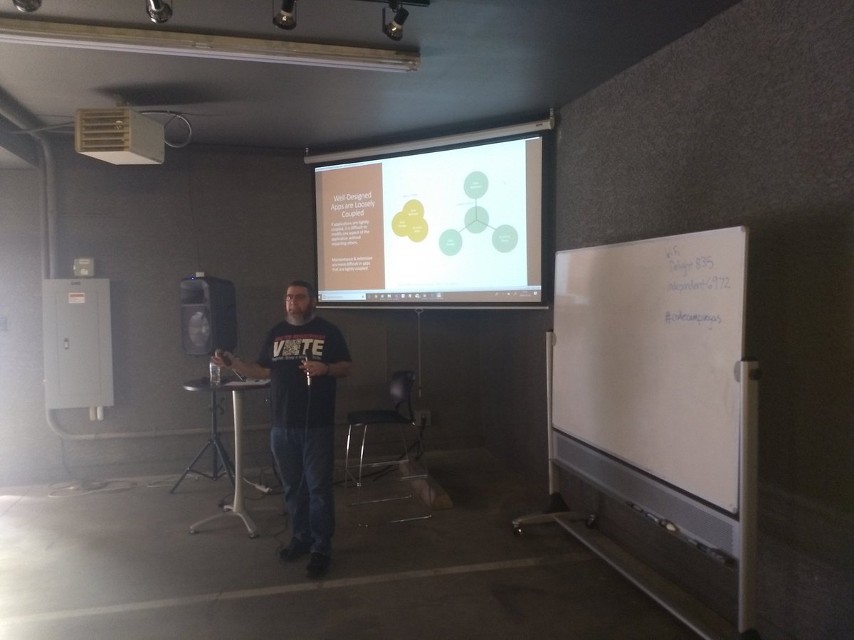 DavidCBerry13's tweet image. @bsstahl talking about designing loosely coupled applications at @codecampvegas #codecampvegas