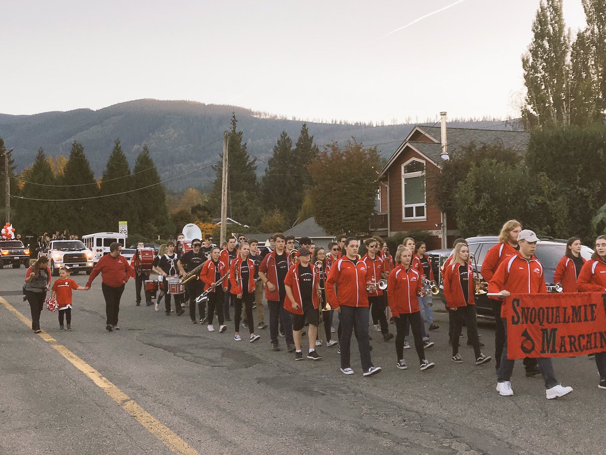 P3andMtSi's tweet photo. Homecoming parade#svsdempowered https://t.co/hsb8KJKsbr
