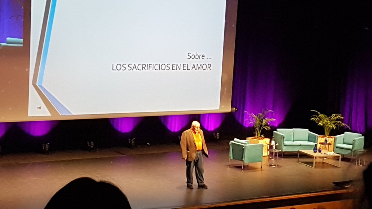 Kat_ZaL's tweet image. Que emoción estar junto a Jorge Bucay @BucayQuotes sus libros son maravillosos y escucharlo es aún más fantástico.
@BeingOneForum