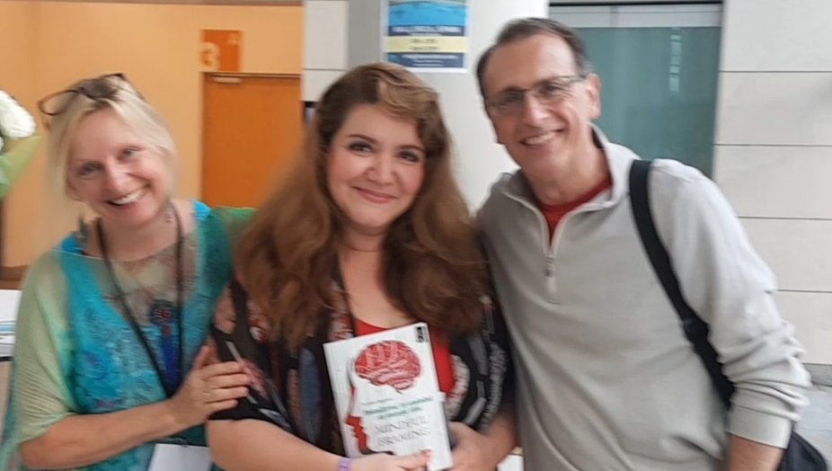 Kat_ZaL's tweet image. Fascinada con la Inteligencia, capacidad y gran corazón de @Oscarsegurado  Si esposa Chris es encantadora. 
 @BeingOneForum