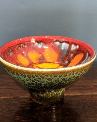 AcorkAndrewcork's tweet photo. Great time visiting Pretty Old and Interesting today in Staunton. Just had to have this lovely little Poole Pottery bowl @Prettyoldandin1 https://t.co/zNSZ60UrJ3