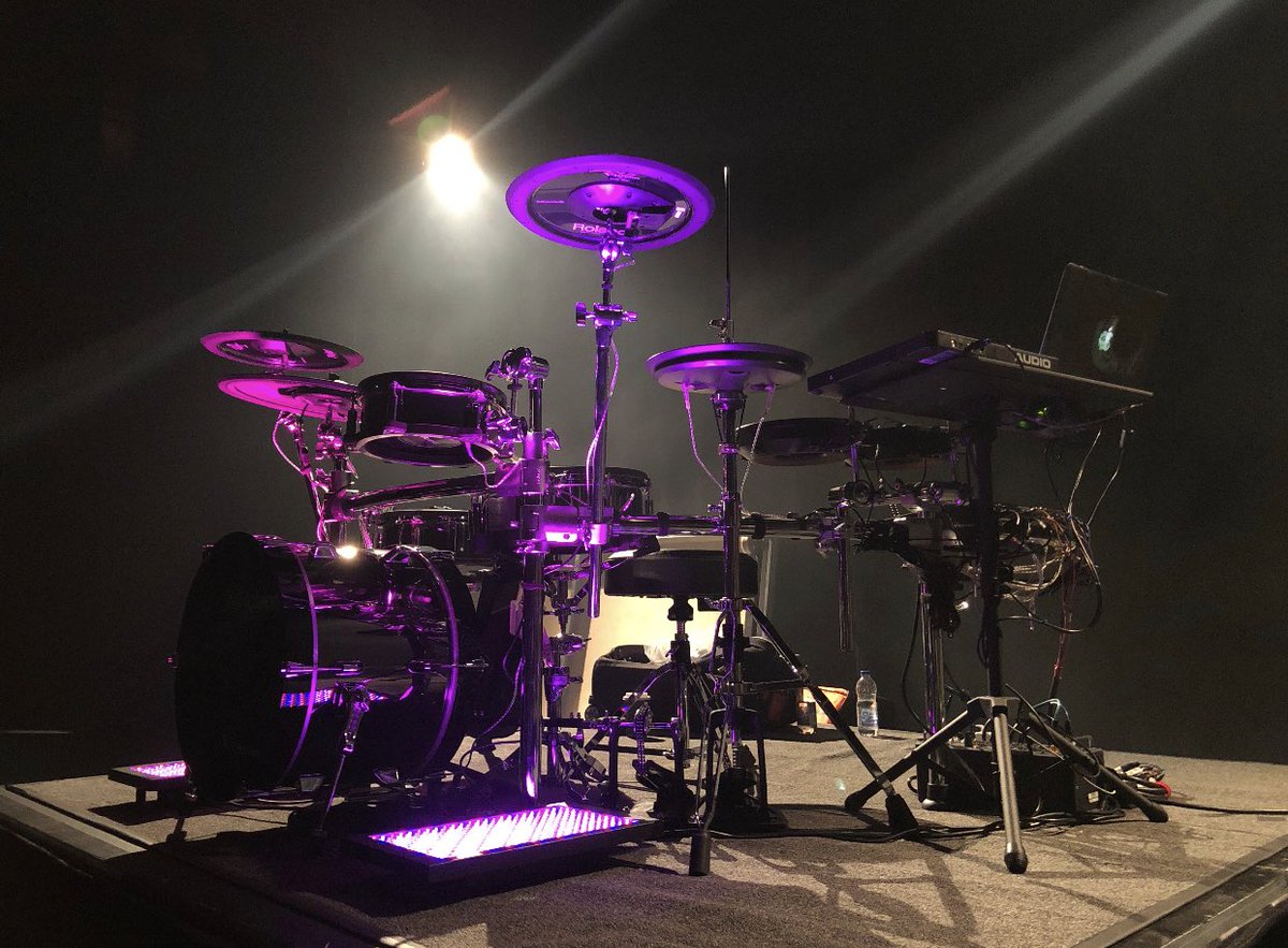 ROLANDCANADA's tweet photo. It's going down with @drumndirty at @DrumFestIntlRA! #quebecdrumfest https://t.co/sJt1PYBgHt