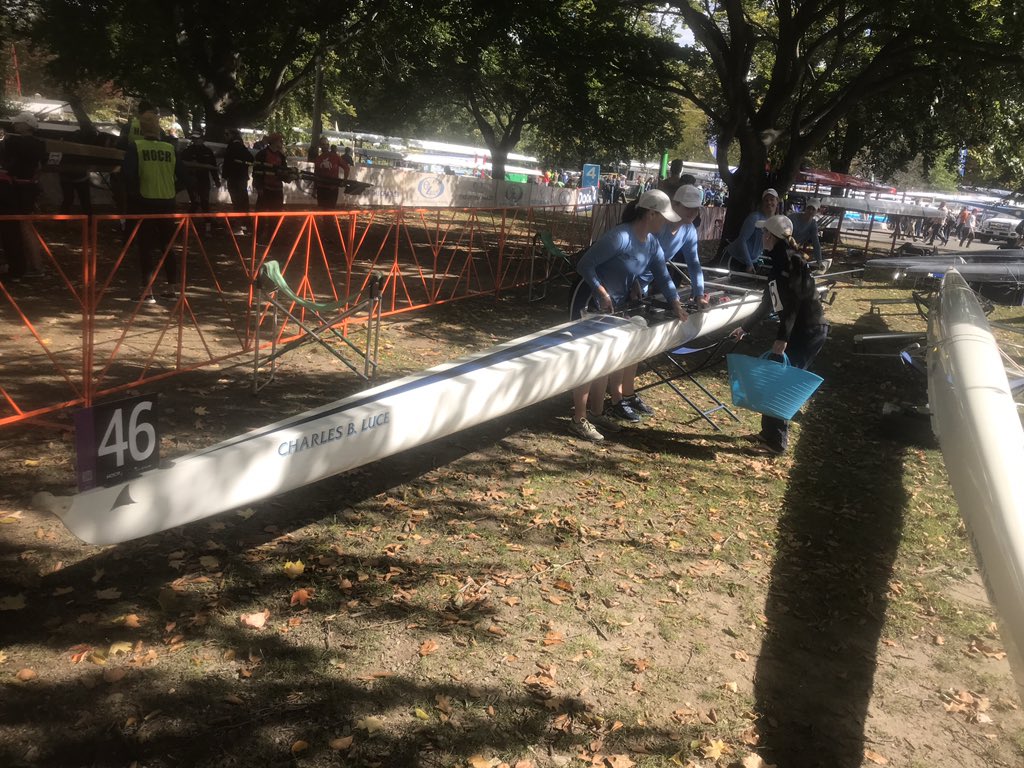 CoCoWoRow's tweet image. HOCR Update:  Alumni Women will be racing in the Club 4 event at Head of the Charles 1:53pm today!  @ConnCollege   @CamelAthletics
