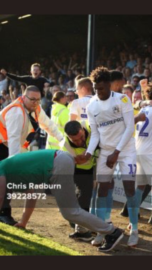 Mark Robins tweet media