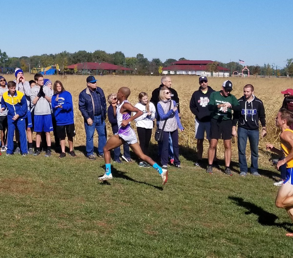 BDtrack's tweet photo. Congrats to Shewa! He runs well and  becomes an IHSAA state qualifier today at the Shelbyville Semi-State. https://t.co/oahGNdf6lM