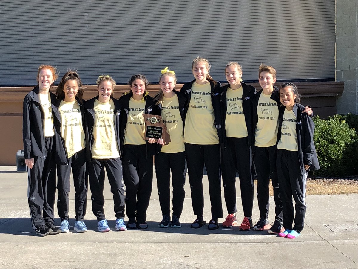 STARS_XC's tweet photo. Exciting team victory today at Districts! Way to go Maddie (22), Merideth (20), Sydney (17), Delaney (8) &amp; Addie (3) for all-district performances! Next stop: Sectionals!! https://t.co/gqzj16Xl2U