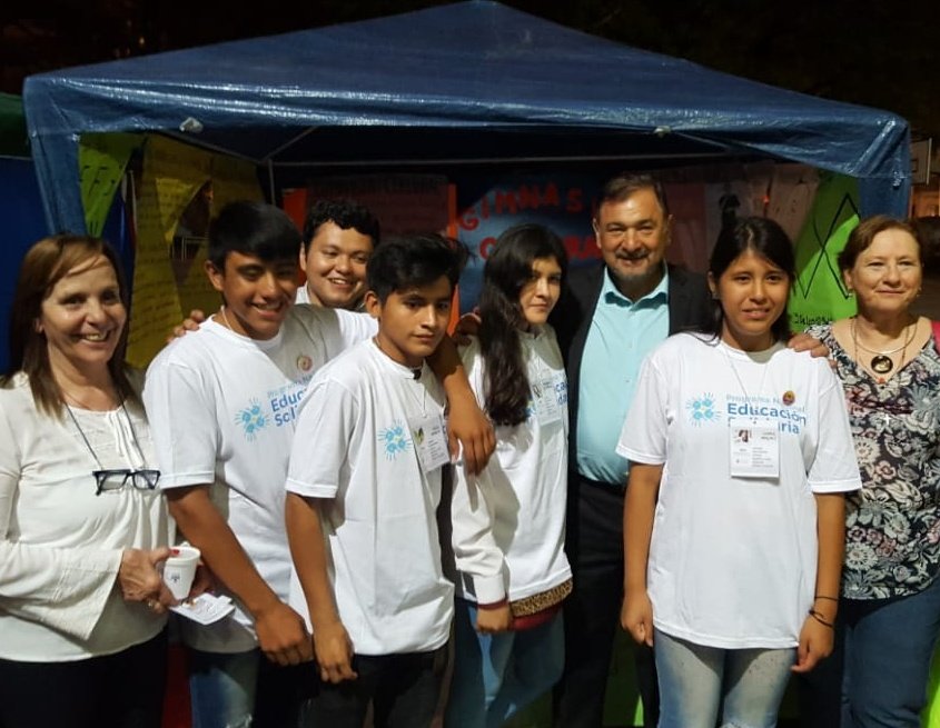ColoniaEsa's tweet photo. Stand de Escuela Solidaria #Gimnasia_Cerebral gracias al Sr. Vicegobernador @miguelisaok Por pasar y jugar con nuestros chicos @UrtubeyJM @UrtubeyJM @aniberruezo @fguillesaavedra @RangeonMartin @Walter_GarzonOk https://t.co/zEyi0UFaX5