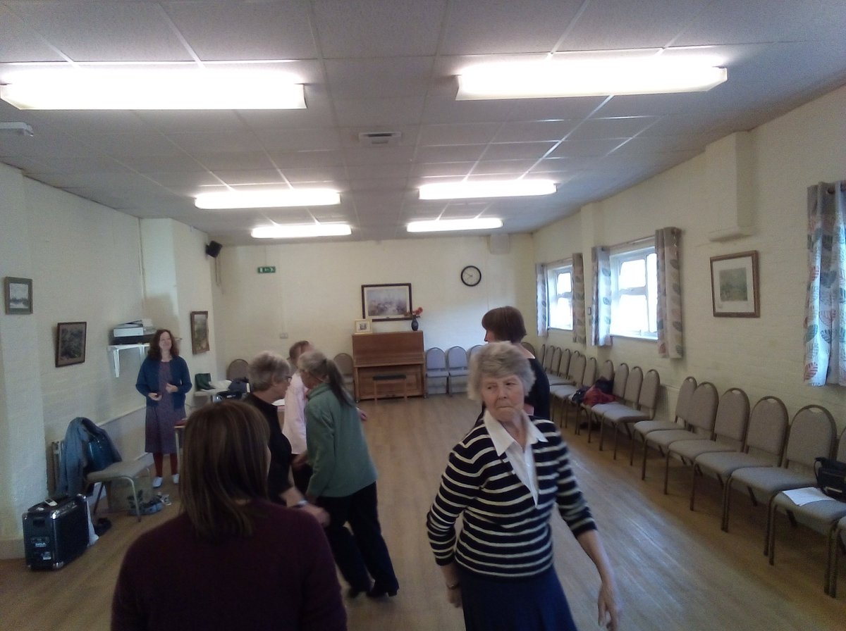 GranthDanserye's tweet photo. Harlaxton workshop: #JingleBells, #DecktheHalls, #DingDongMerrily... Getting ready for Christmas perfomances @visitmelton @MadeInCorby Also started to learn new #playford for our standard repertoire #JacksMaggot https://t.co/pGeTJPMk9t