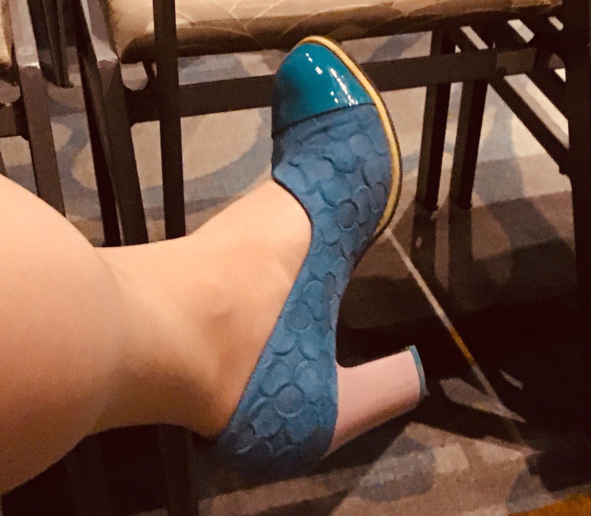 ambartosik's tweet photo. Going thru my iPad to delete unnecessary images from #GlobalSummit18 and decided to throw this one up for the #WhySoGorgeous files ;) @sashabellavita https://t.co/lFY2nSUjbV