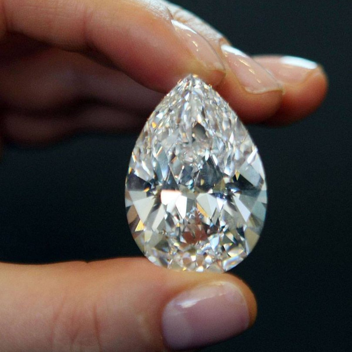 DiamondTreasure's tweet photo. With our expert eye, we can help you find a gem that's right for you. https://t.co/1TOvJhtWSa
