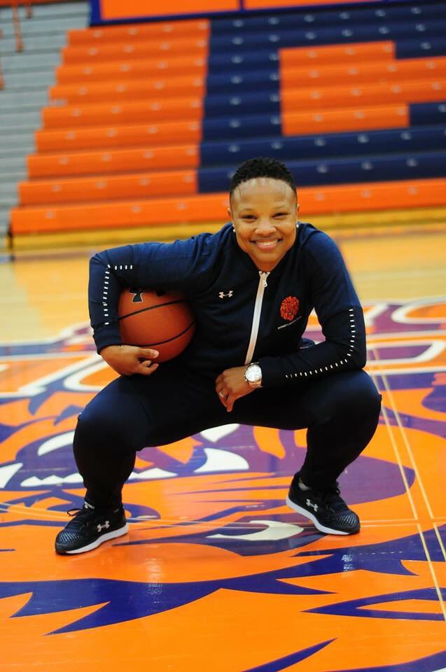 CoachDennis22's tweet image. It’s a blessing to wear 🔶🔷love my University. #LUMade