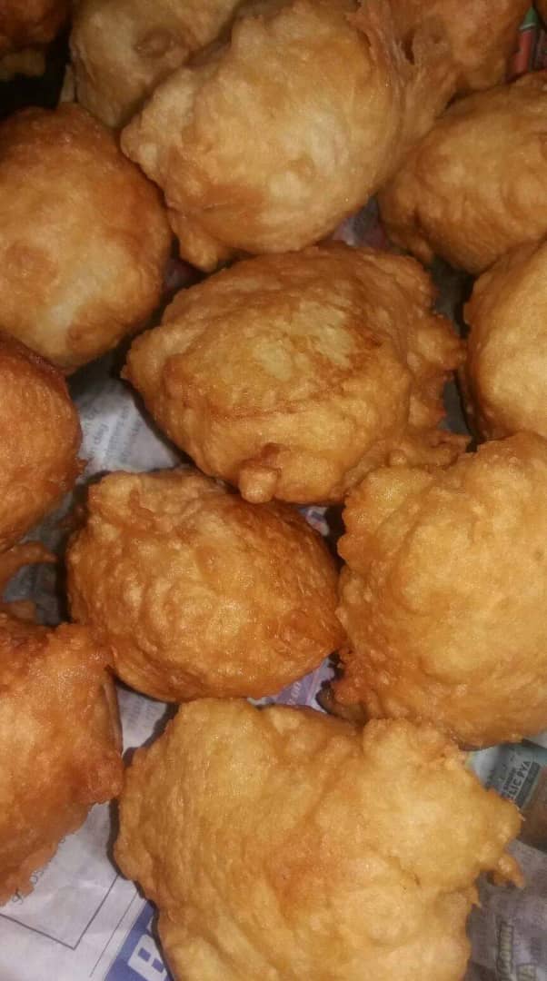 Destination_Zim's tweet photo. #Fatcook Fatkuku #Gwinya Great with #tea #VisitZimbabwe https://t.co/nceqrrZpEr