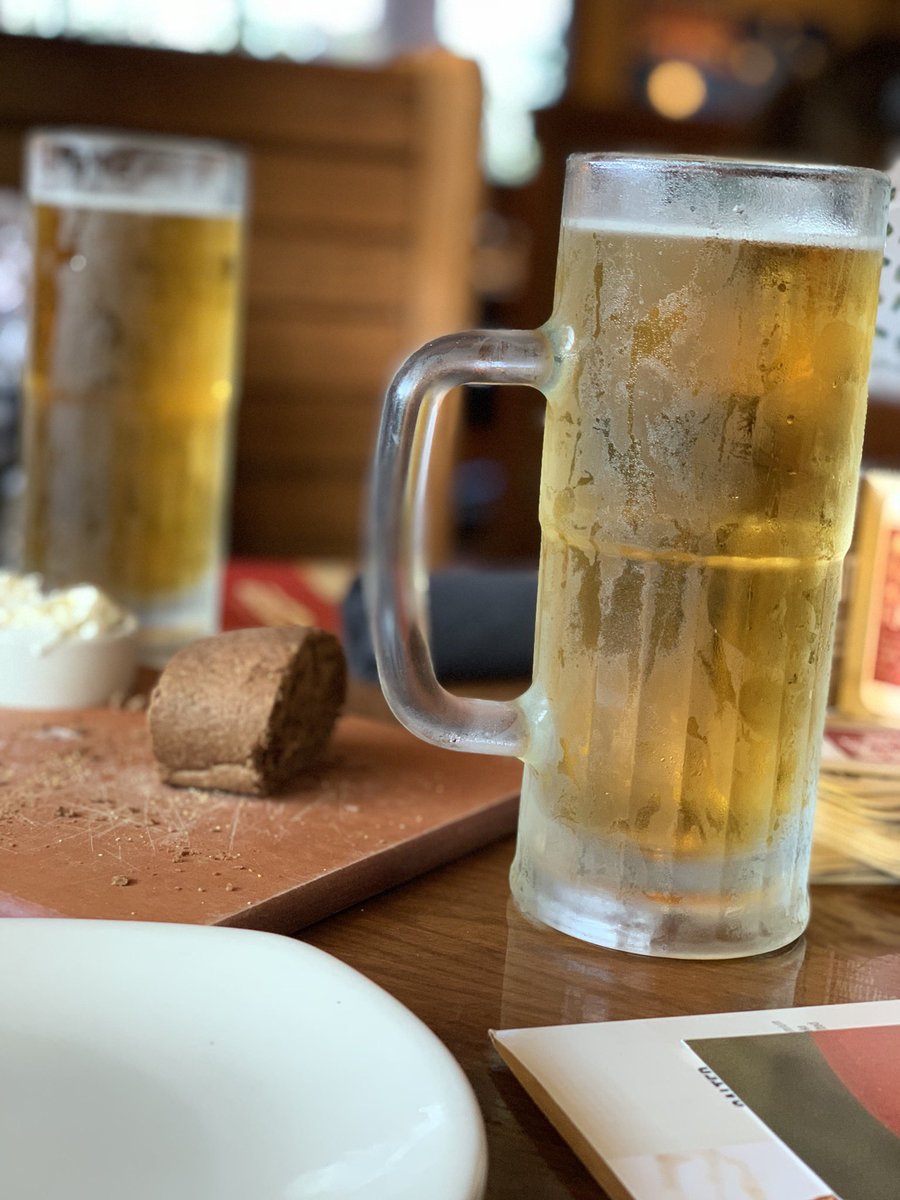 Enjoying a nice Fosters <a href="/Outback/">Outback Steakhouse</a> #Fosters