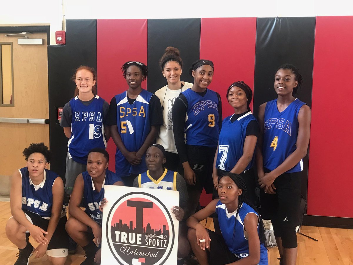 Lakewood_GBB's tweet image. Our Babies Ballin in Fall League. Even in the Absence of their Coaches....#SignsOfMaturity #ProudCoach