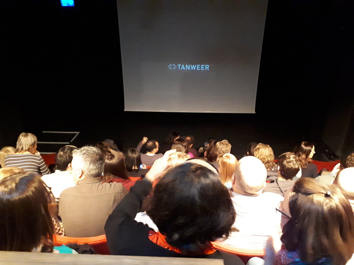 FestGreek's tweet photo. Full house at @The_New_Theatre where we are showing 'The Last Note' by Pantelis Voulgaris #DGFF https://t.co/NGrJ7UfC58