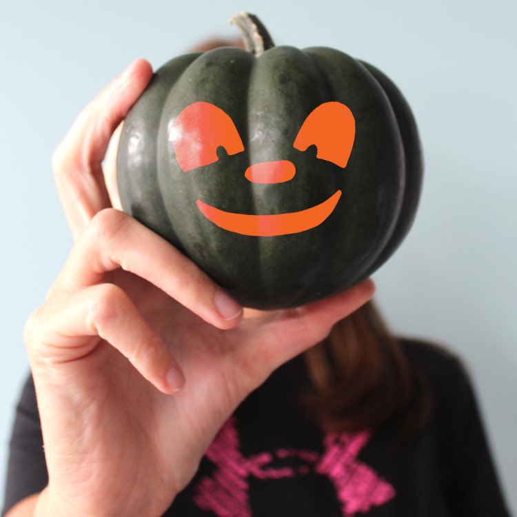SincerelyYogurt's tweet photo. Less than 2 weeks left of our #PumpkinHead twist! Grab it while you can at your local SY! 🎃☕️🍂 https://t.co/Hkfx1XBJQf