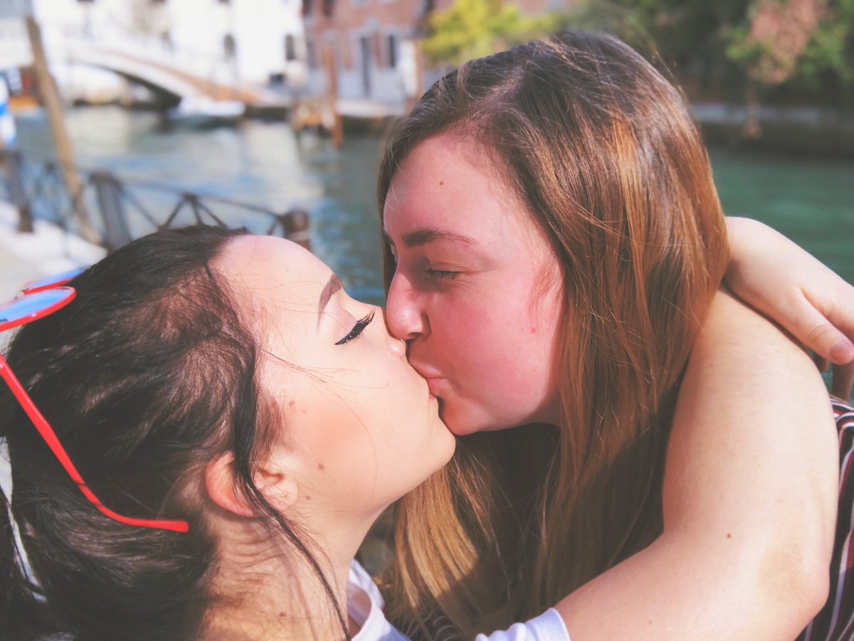 Jessnsophie's tweet photo. We are having the best time in Venice 🇮🇹 https://t.co/y9oiXYmFns
