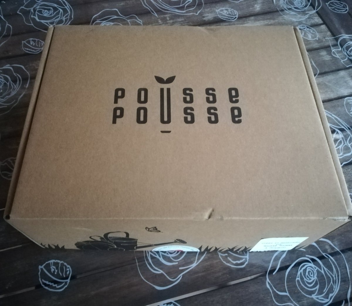 y3rdu4's tweet photo. Ma Box Grooplay @PoussePousseoff #verygoodpousse  ! 😊 😍 https://t.co/NeDfgqV6wx