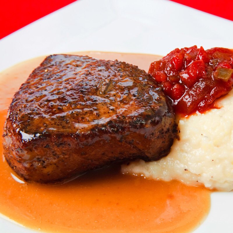 StonesCove's tweet photo. Happy Saturday! Whether it's date night or you're treating yourself to dinner, the KitBar has options. #steakdinner #saturdaynight #stonescove #kitbar https://t.co/R8sEpfJK4n