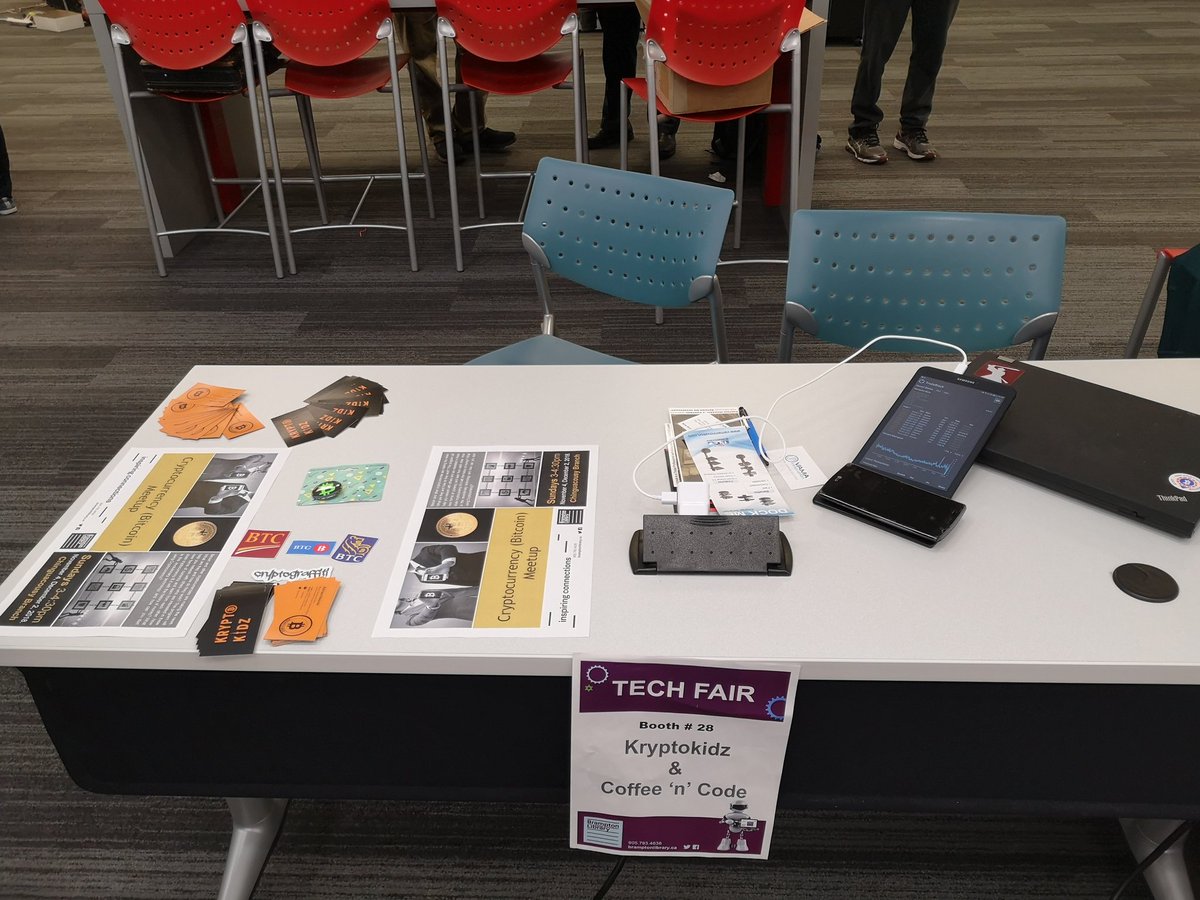bitcointoronto_'s tweet photo. #BLTechFair is a blast. Lots of interest about bitcoin. Junior Coders with the big table right across from me has a couple future KryptoKidz no doubt! All around good interest from all demographics though 👍 @BramptonLibrary @kryptokidz_ https://t.co/BhCGxaMlh9