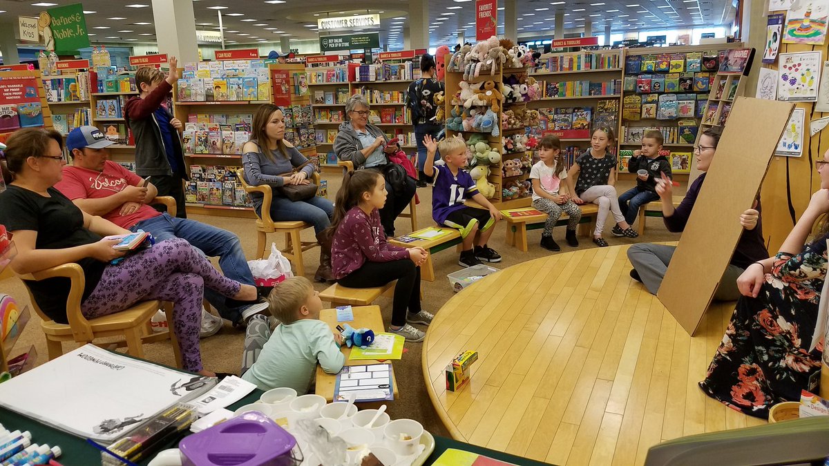 At our second Kids Hangout right now! #BNHangout