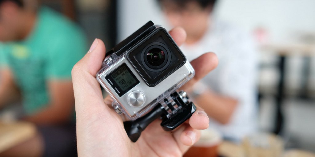 Gopro hero7max. Экшен камера как открыть чехол. Как открыть экшен камеру. Как открыть экшен камеру. Hero 6 gopro чехол.