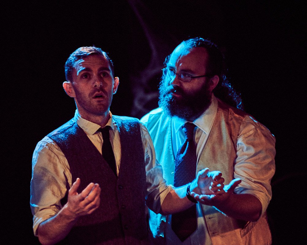 Improv - it's comedy done in a theatre or above a pub, right? WRONG! It's dark &amp; odd, and it's done in a crypt in the middle of town with Twilight Zone (ow.ly/XsQt50jrFtA) or a beautiful chapel in a cemetery (Tickets: tinyurl.com/y8ktmhm5) #ShadowsOverImprov #Halloween