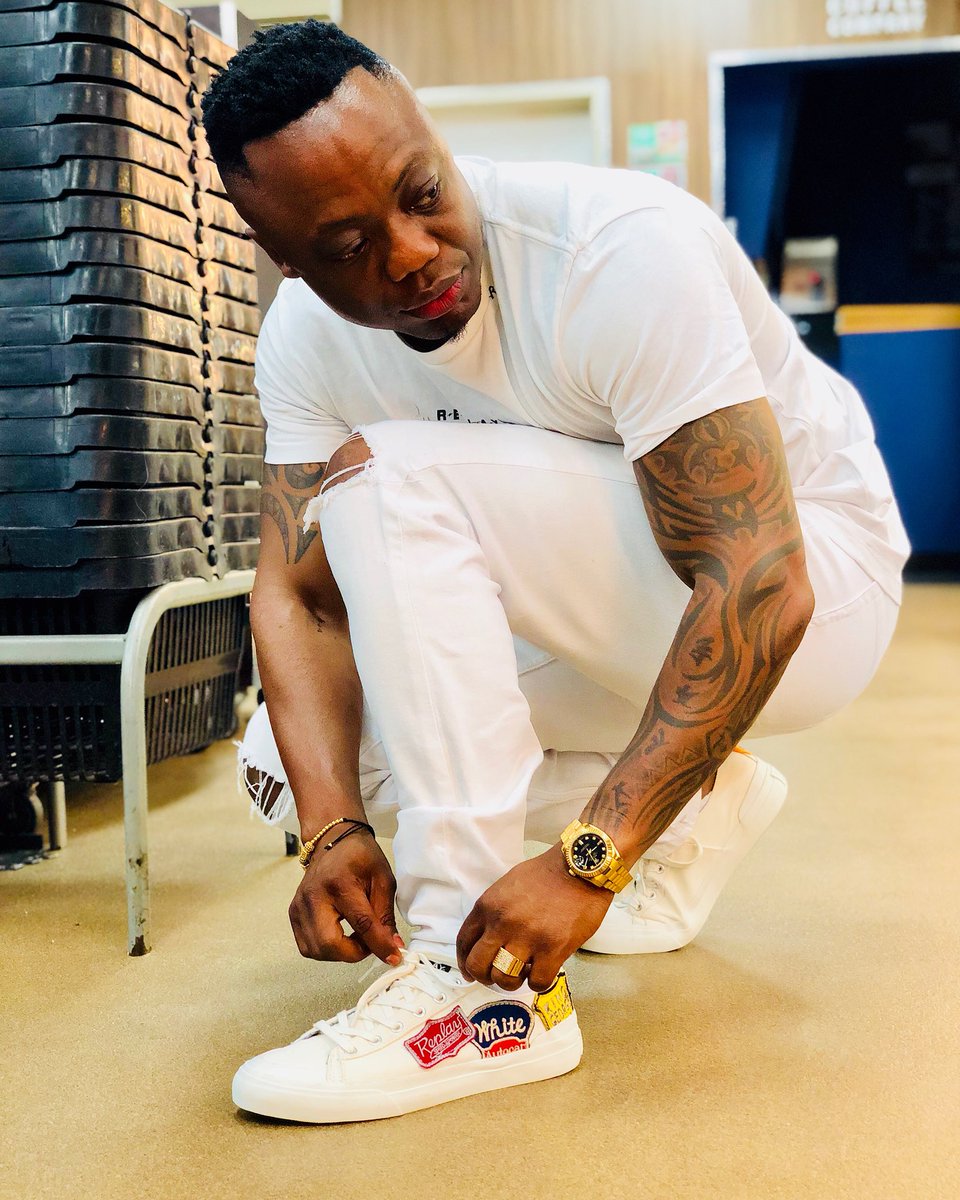 DJTira's tweet photo. Emzini Lounge (Escourt) and Vacca Matta (Durban) samba kanje.... @slenda_amadada x @ornica_dasi #Amadada no Malume πππ https://t.co/PnqmxPZsBs