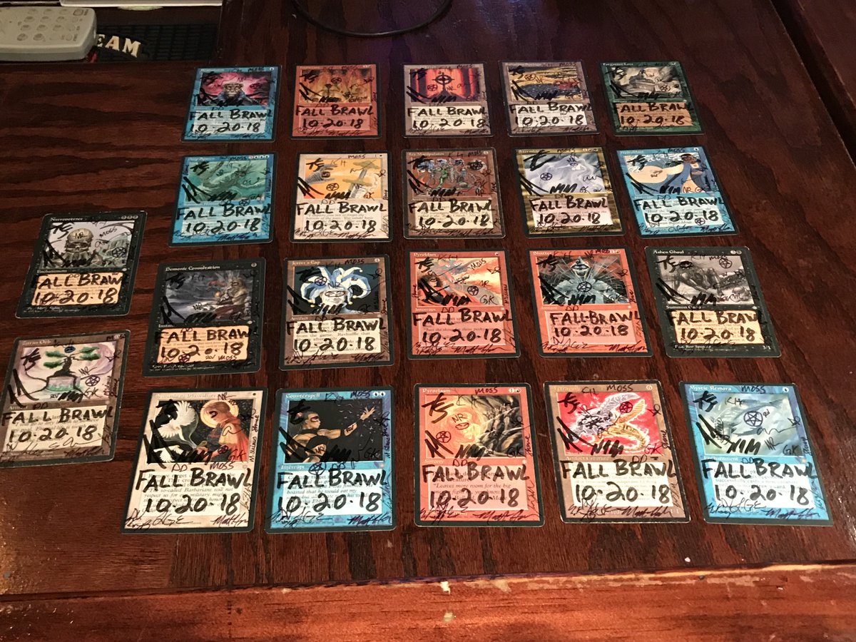 PitcastPod's tweet photo. Twenty two ballers brawling at today’s Fall Brawl!
#oldschoolmtg #lordsofthepit #os95 #chicagooldschool #btfooc https://t.co/F5bWYl8HCS
