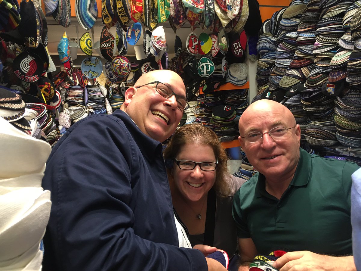 Aviva Klompas on Twitter: "It’s Saturday night on Ben Yehuda Street in