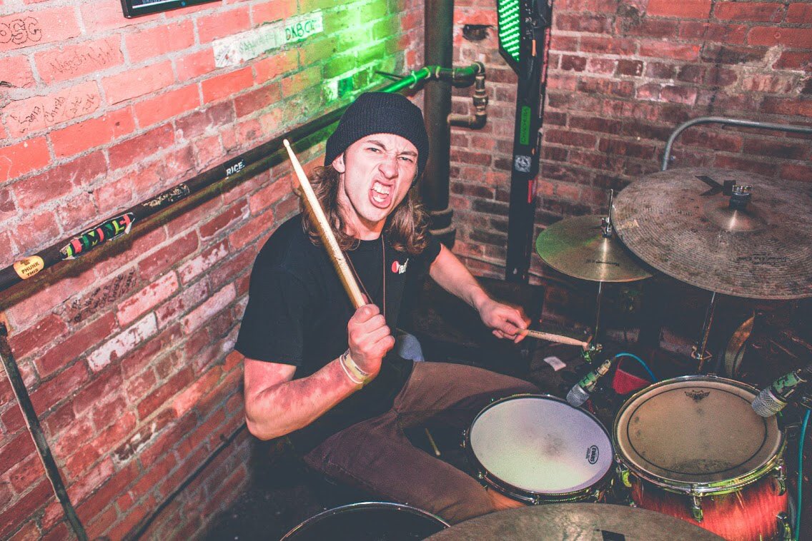stevenradzom's tweet photo. 📷: @JordanFrame
@goldrouteband #goldroute https://t.co/020oXXly9g