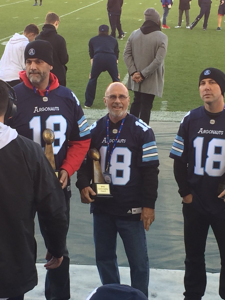 CorriganClass's tweet photo. Owls Coach Hunwicks recognized by the Argos for his dedication to athletes and sport. #cciproud @CCI_SCDSB @TorontoArgos https://t.co/JGaRqBqQC0