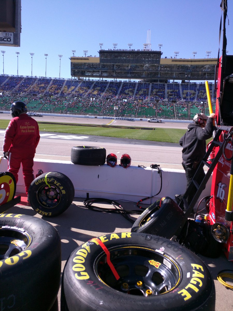 BrentHallSCC's tweet image. Great day for racing!! #startfinishline